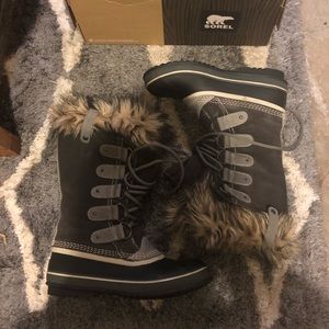 NWT Joan Of Arctic Sorel Winter Boots with box
